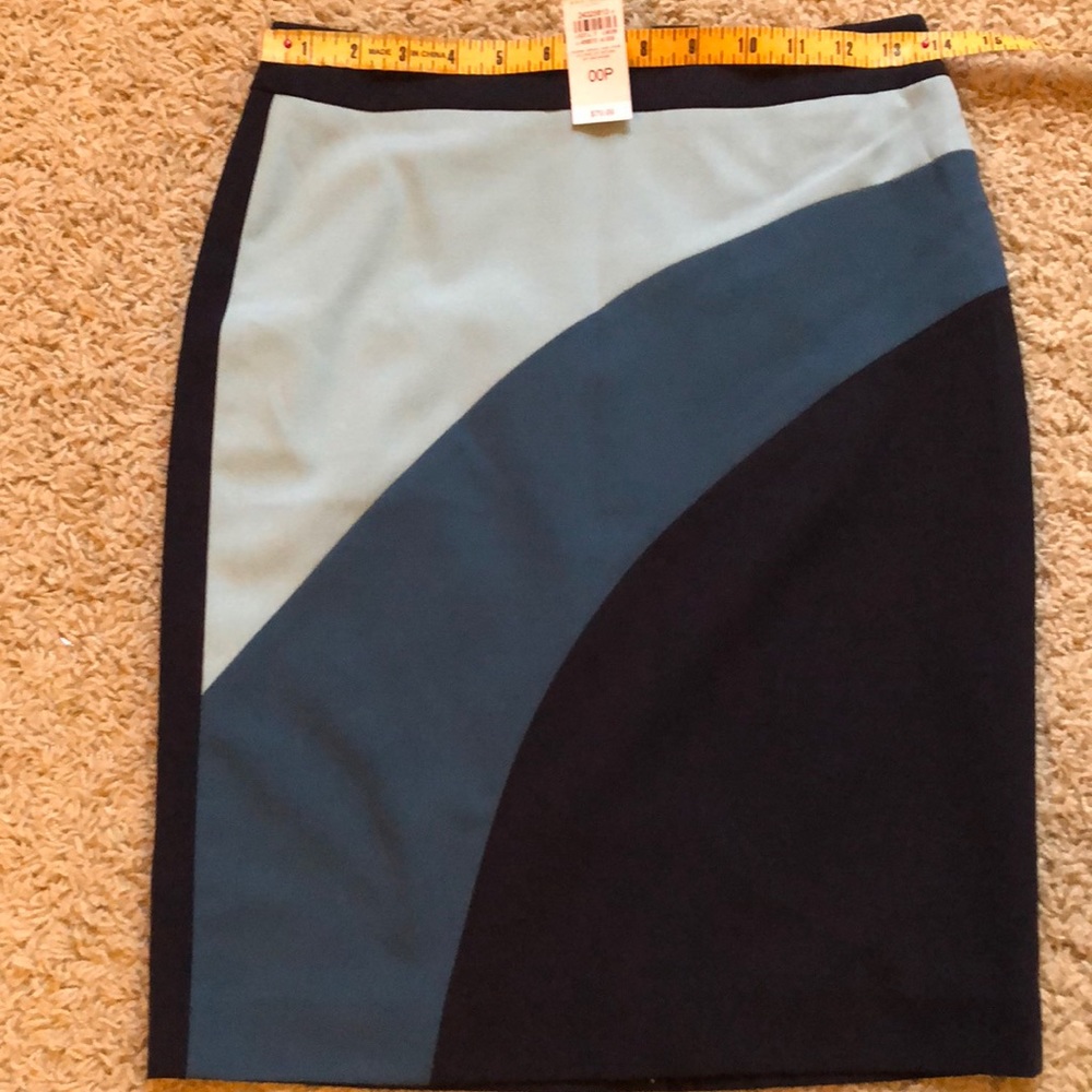 NWT Ann Taylor factory pencil skirt 00P